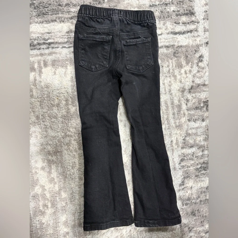 Kids Old Navy Flared Jeans size 4T Good Condition